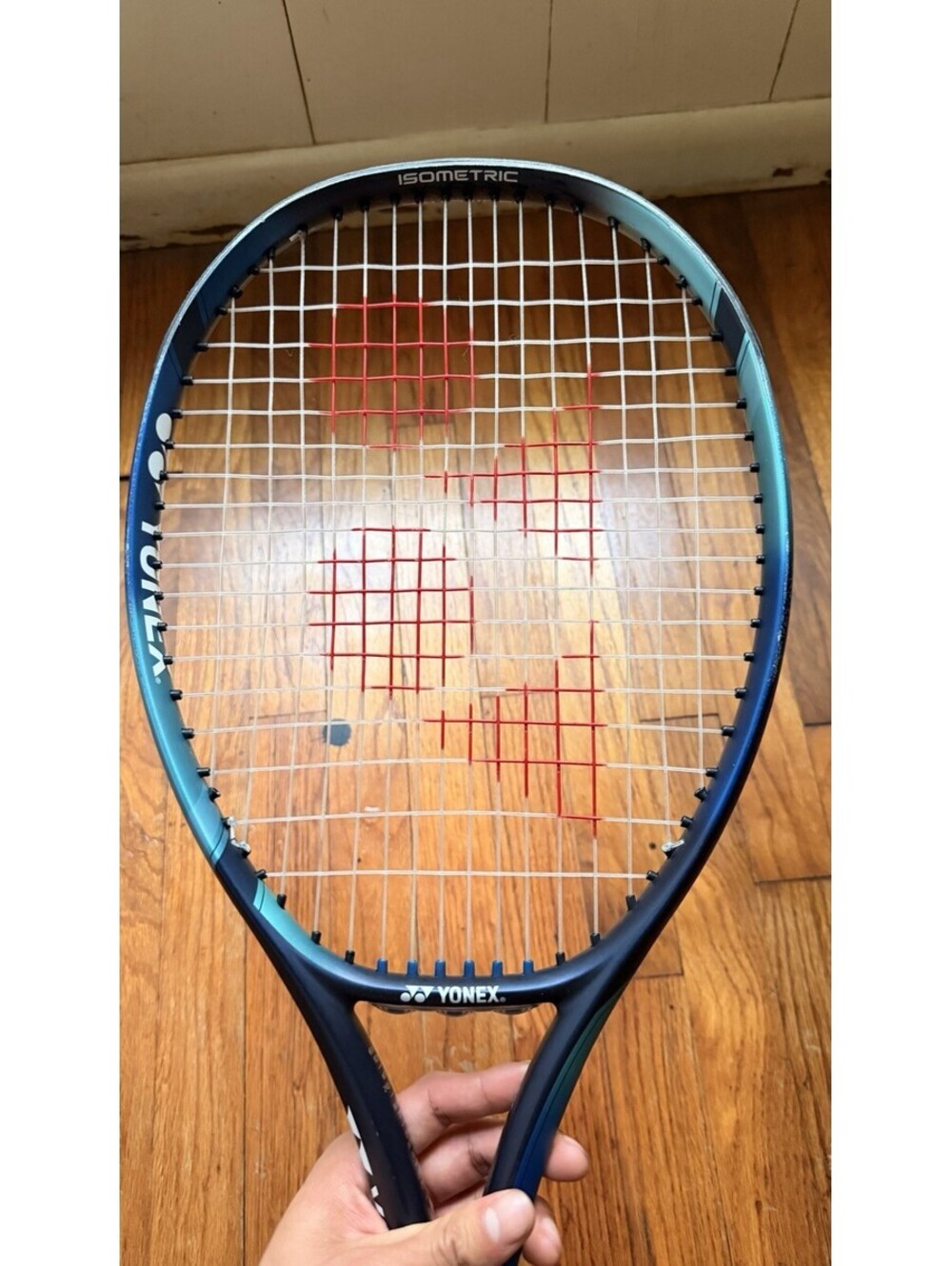 YONEX Juniors EZONE 25 Tennis Racket G0 Grip 35-45 Lbs 102in² 240g 16x18